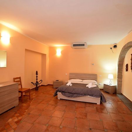 Air B&B Pleasant Moments Болсена Екстериор снимка