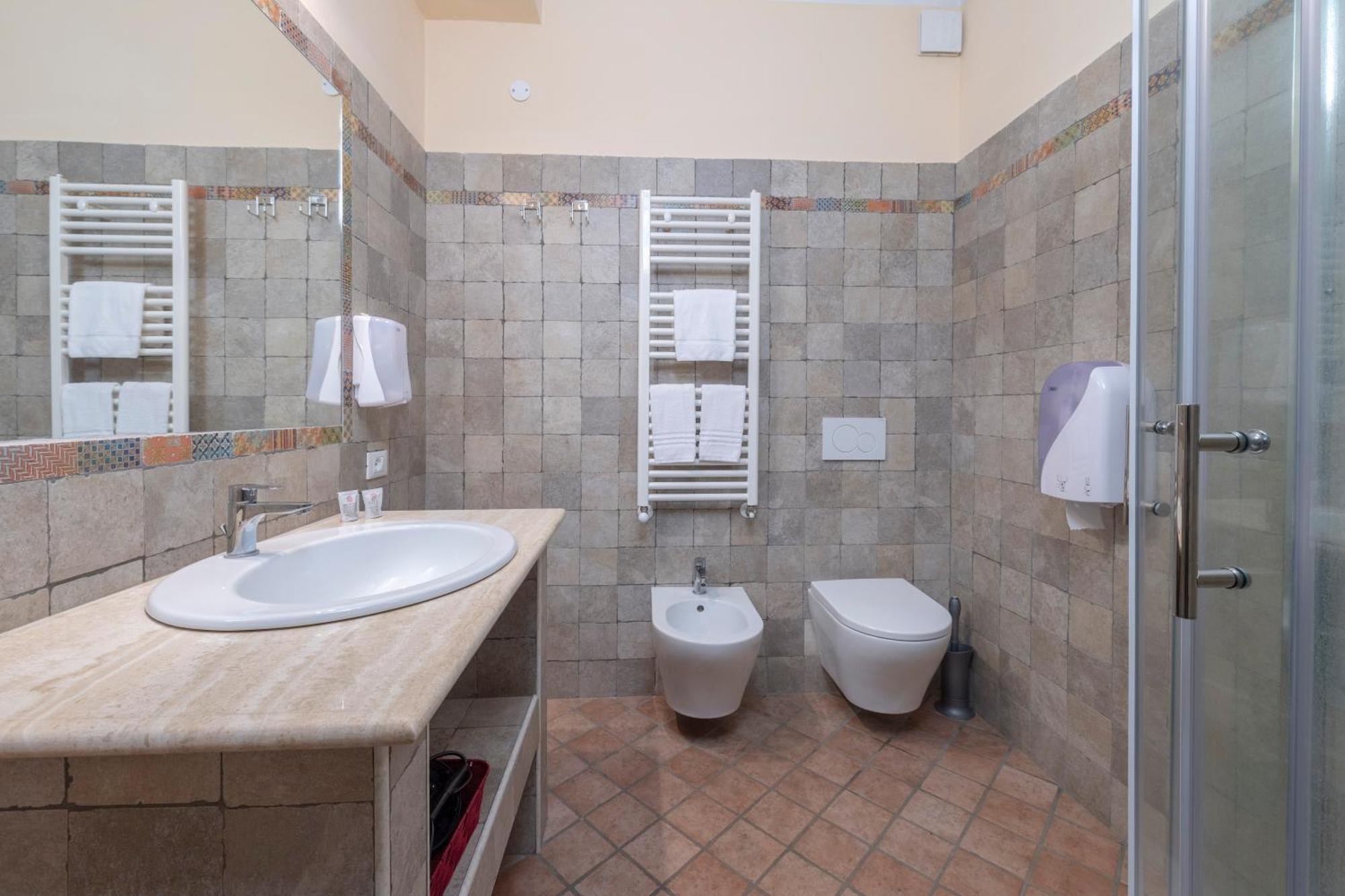 Air B&B Pleasant Moments Болсена Екстериор снимка