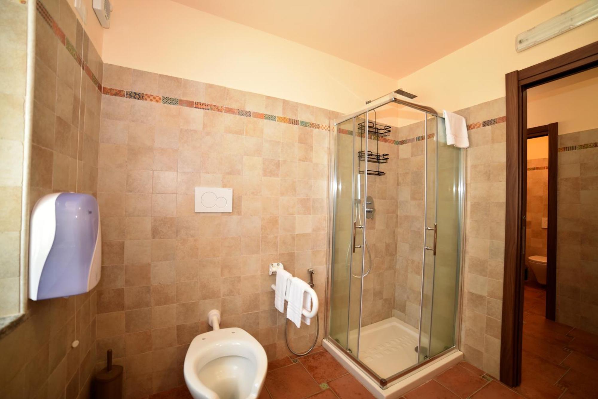 Air B&B Pleasant Moments Болсена Екстериор снимка